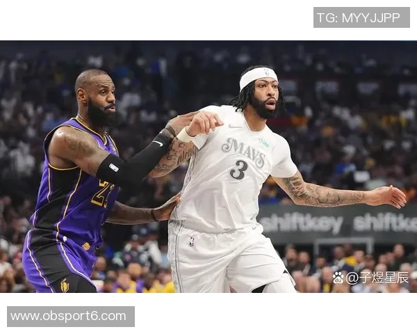 里夫斯坚定信心称球队需团结一心如老詹所言共同争胜