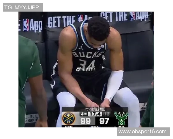 字母哥在勇士禁区如搅拌机般发威半场轻松砍下18分4板3助