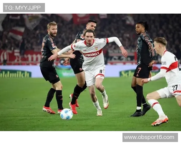 哈曼盛赞拜仁与巴黎对决将成巅峰对决两队实力不容小觑